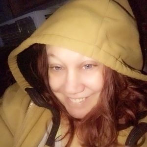 Meet your Posher, Leigh